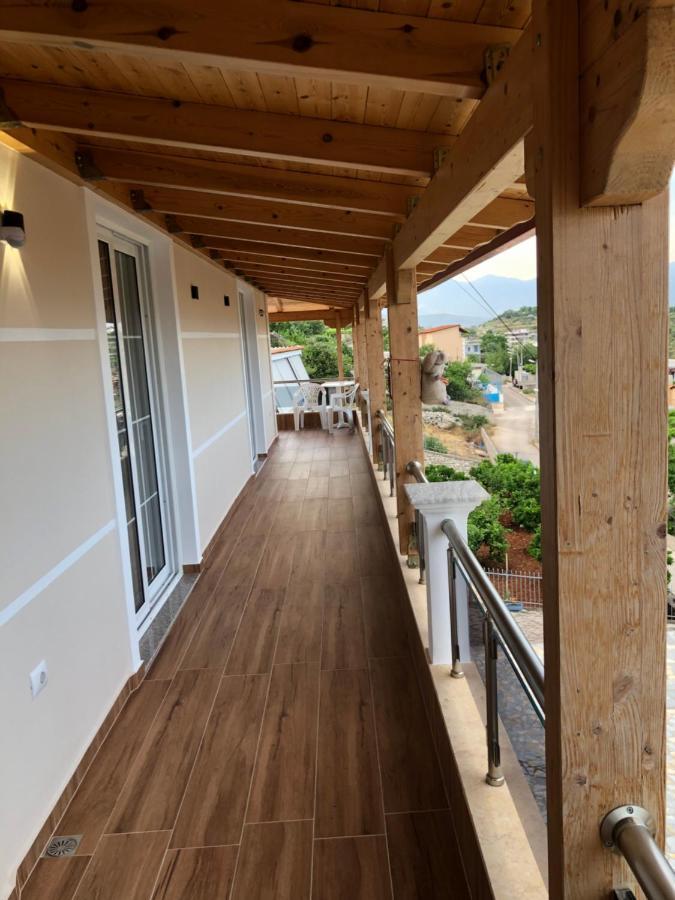 Amazing Familiar Apartments And Rooms Sarandë Exteriör bild