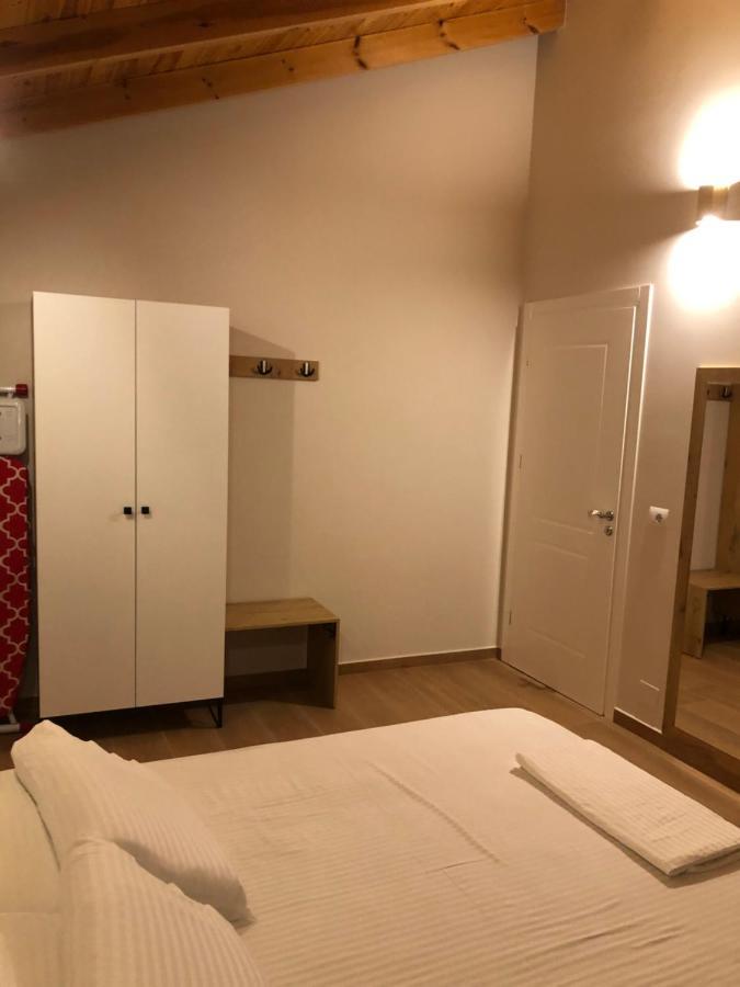 Amazing Familiar Apartments And Rooms Sarandë Exteriör bild