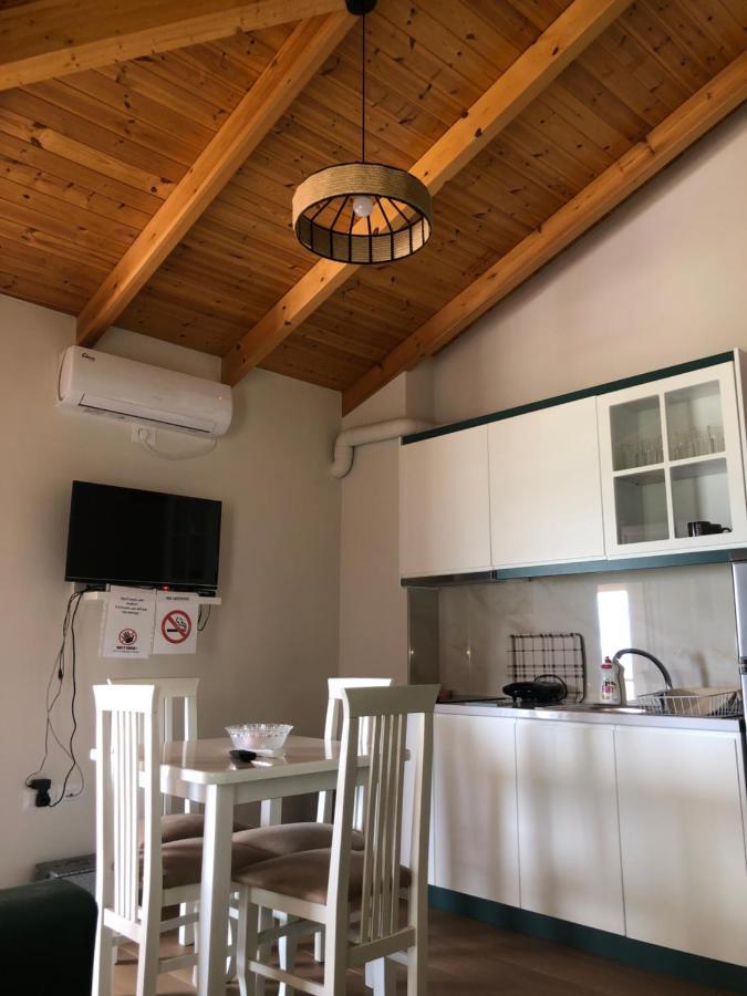 Amazing Familiar Apartments And Rooms Sarandë Exteriör bild
