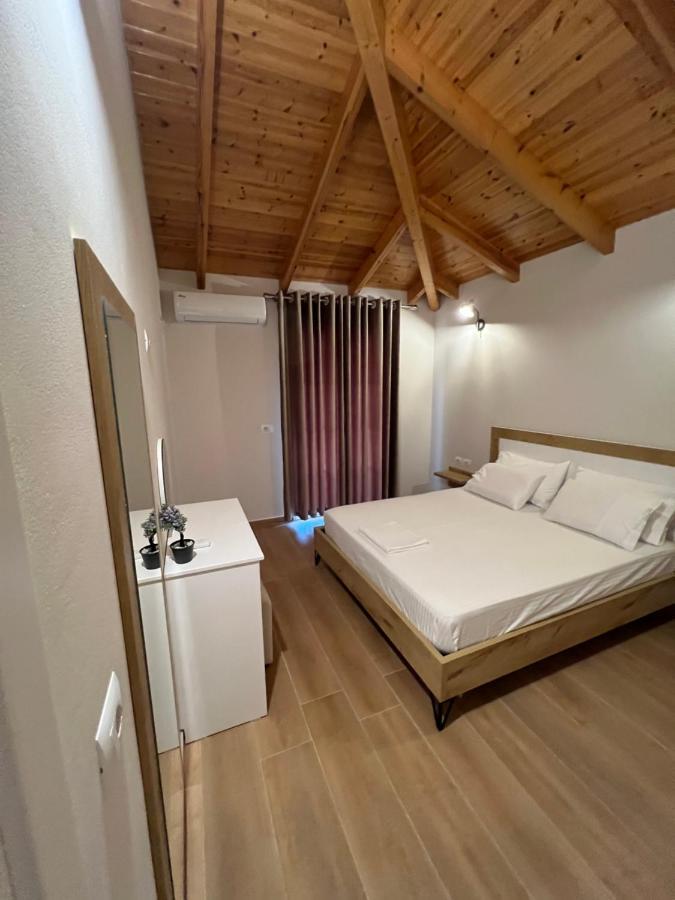 Amazing Familiar Apartments And Rooms Sarandë Exteriör bild