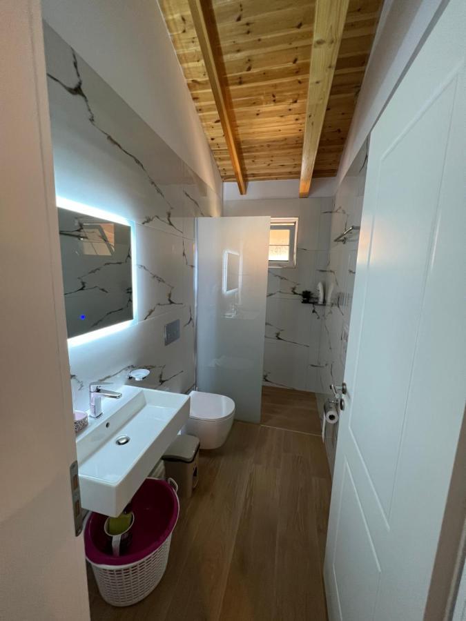 Amazing Familiar Apartments And Rooms Sarandë Exteriör bild