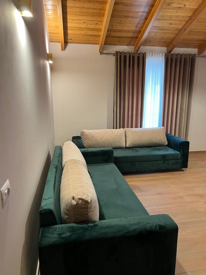 Amazing Familiar Apartments And Rooms Sarandë Exteriör bild