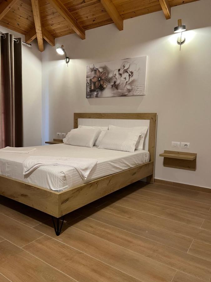 Amazing Familiar Apartments And Rooms Sarandë Exteriör bild