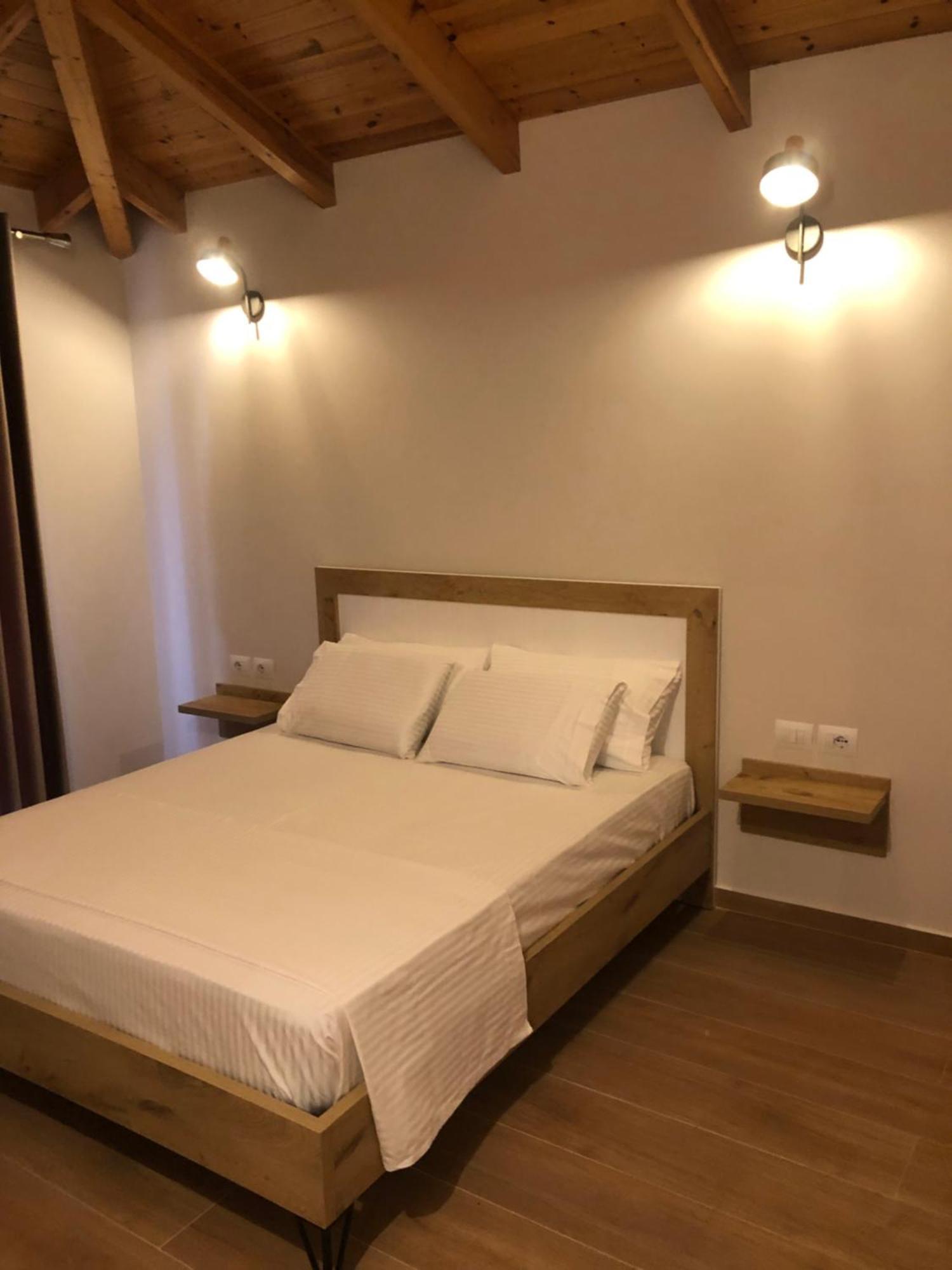 Amazing Familiar Apartments And Rooms Sarandë Exteriör bild