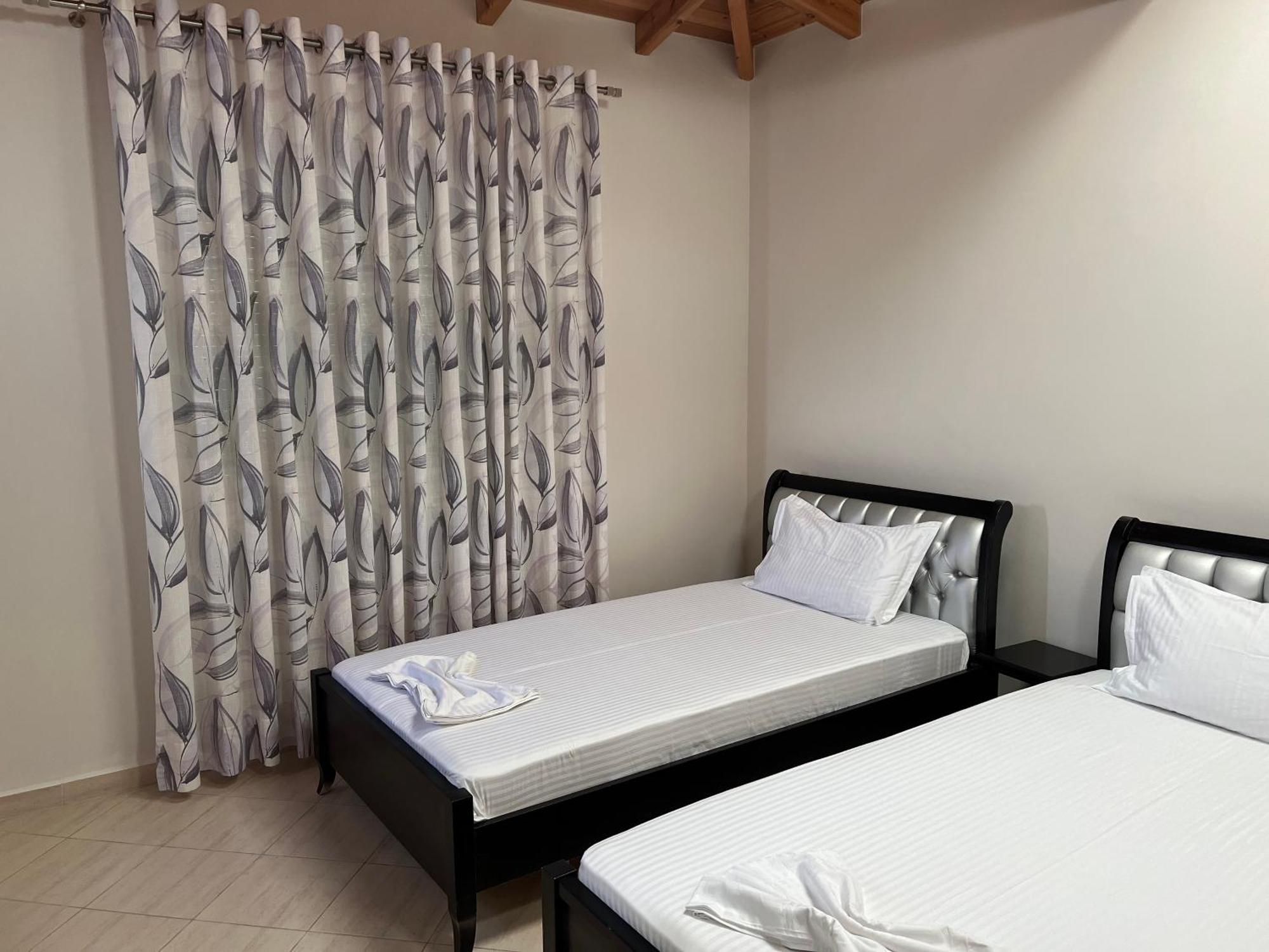 Amazing Familiar Apartments And Rooms Sarandë Exteriör bild